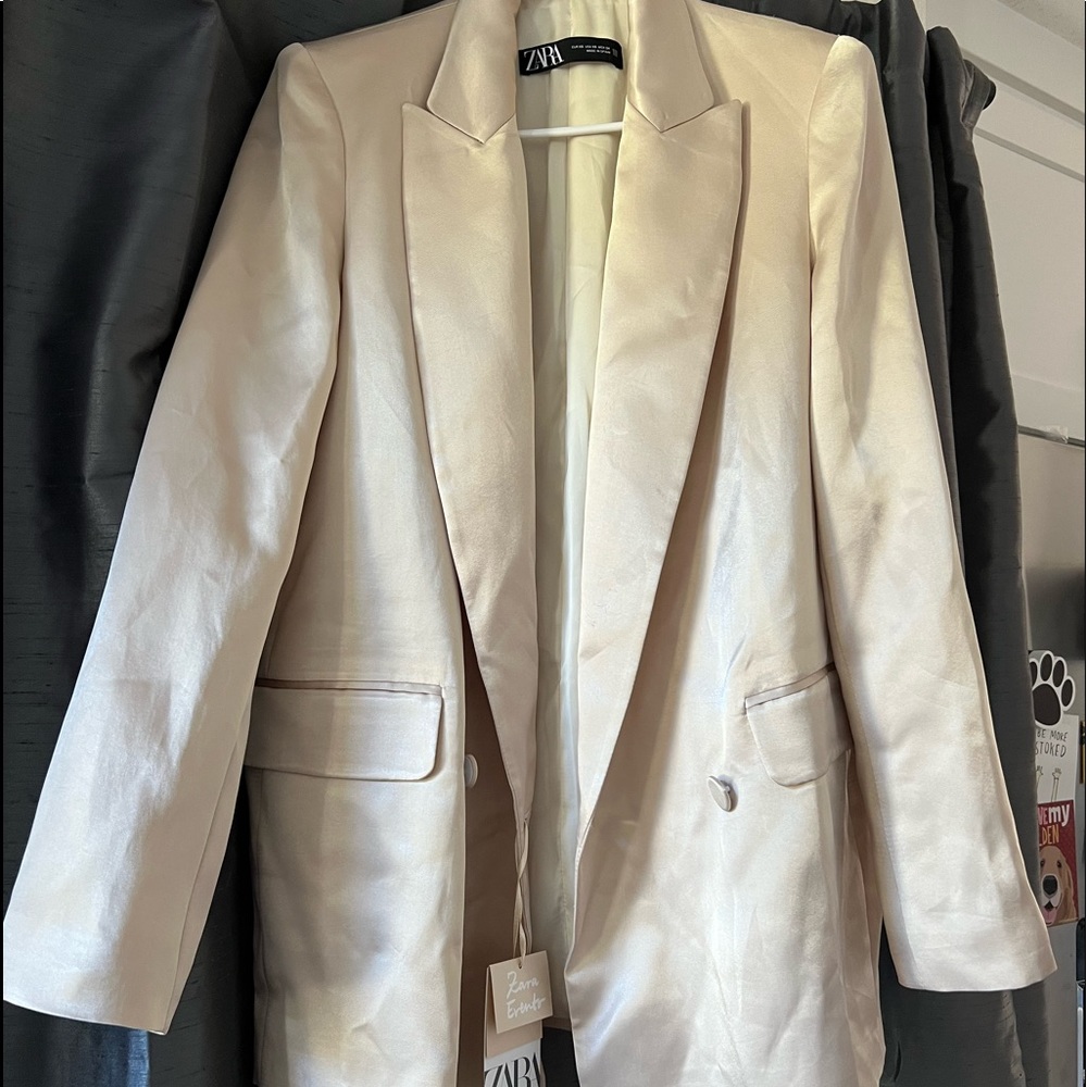 COPY - New oversized Zara Blazer ✨